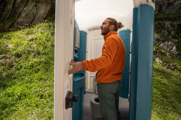 Portable Toilet Options We Offer in Berea, OH