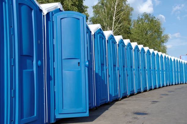 Best Porta potty rental near me  in Berea, OH